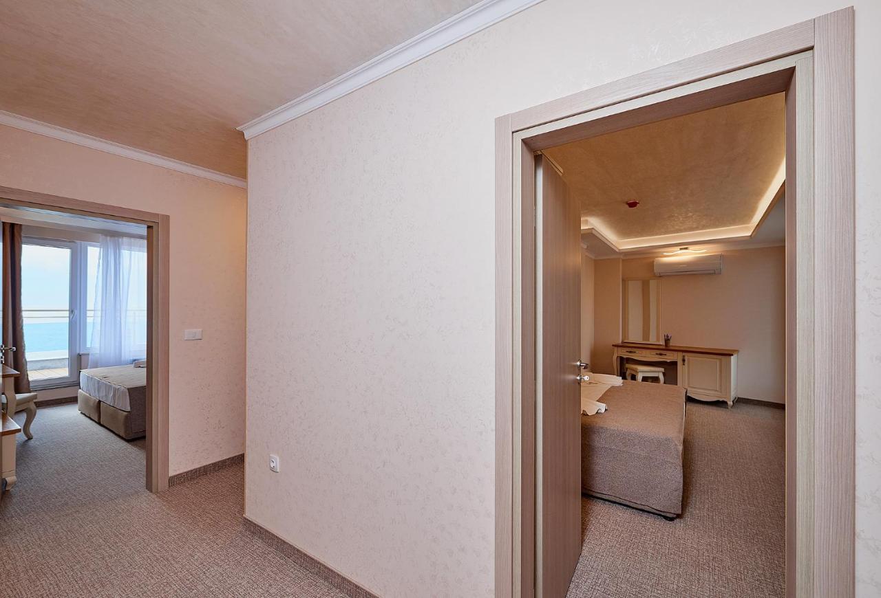 Neptun Otel Ahyolu Dış mekan fotoğraf